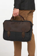 Barbour Wax Leather Briefcase Navy
UBA0004NY91 model