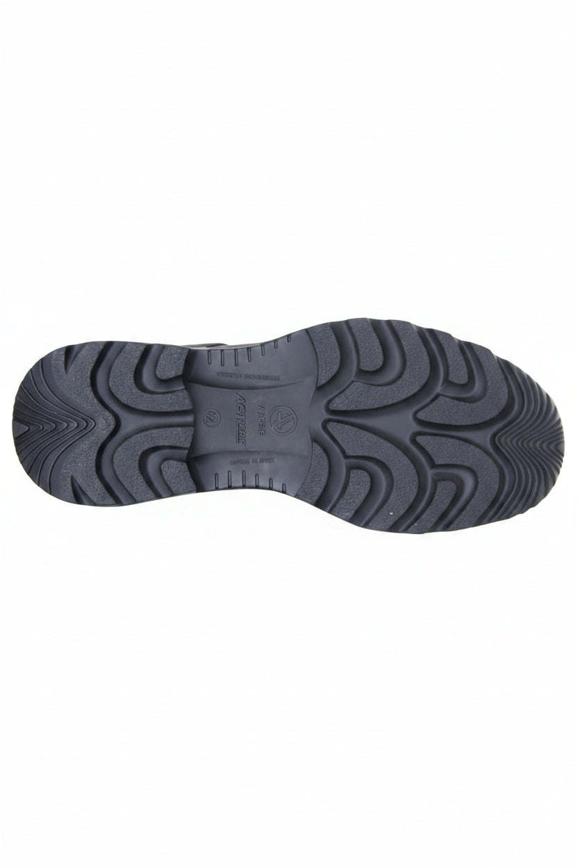 Rubber wellington boot sole view, wavy tread and grip pattern