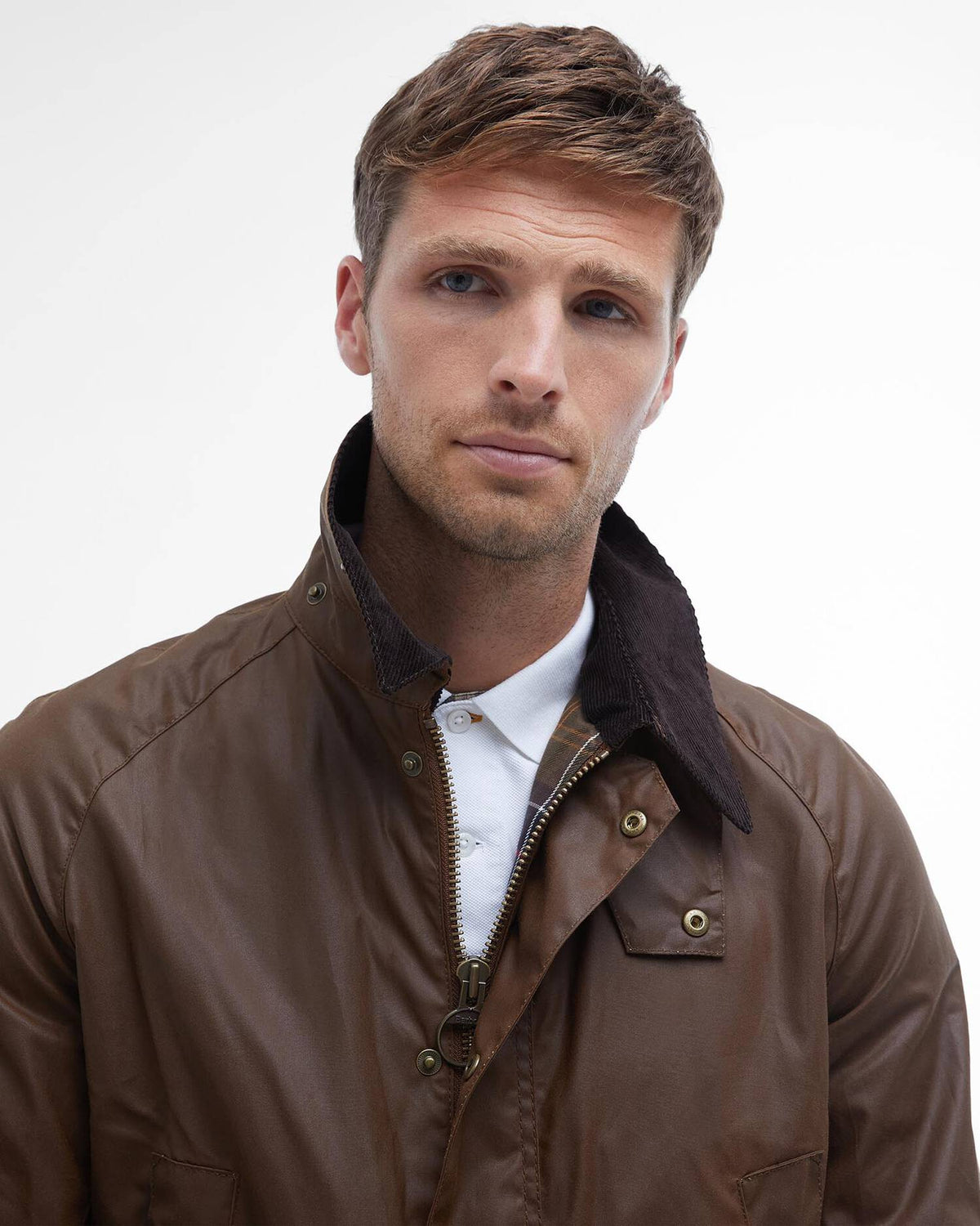 Barbour Ashby Wax Jacket - Bark wax jacket close-up with dark collar and buttoned half-zip placket