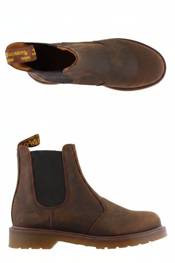 Dr Martens brown Dealer chelsea boots with elastic side panels and pull tabs